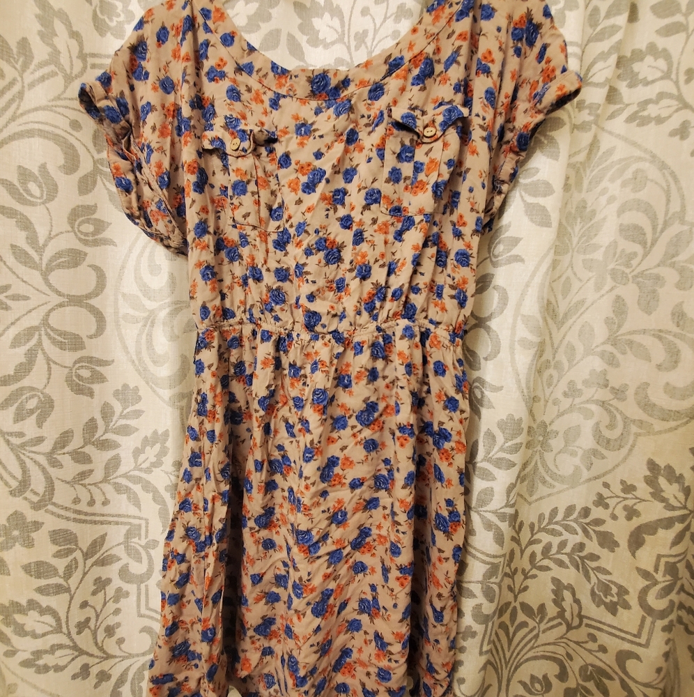 Floral top